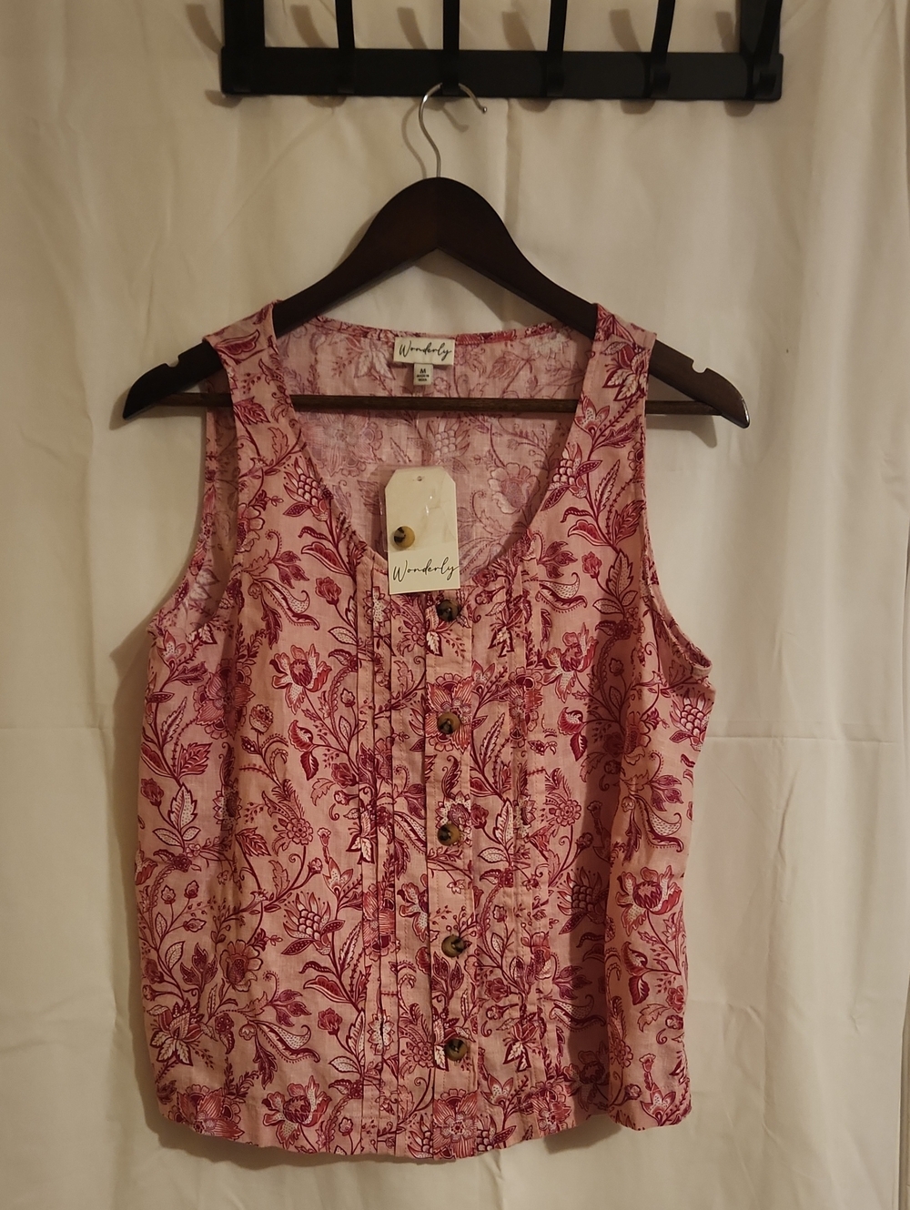 Wonderly Pink Floral Button-Front Sleeveless Top